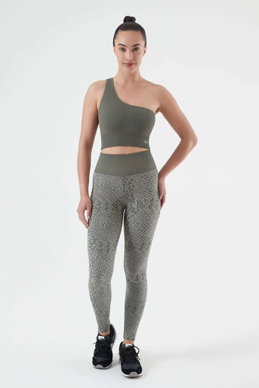 NUX Women's Shoulder Holder Crop Top - Stylish & Comfortable Fashion Essential